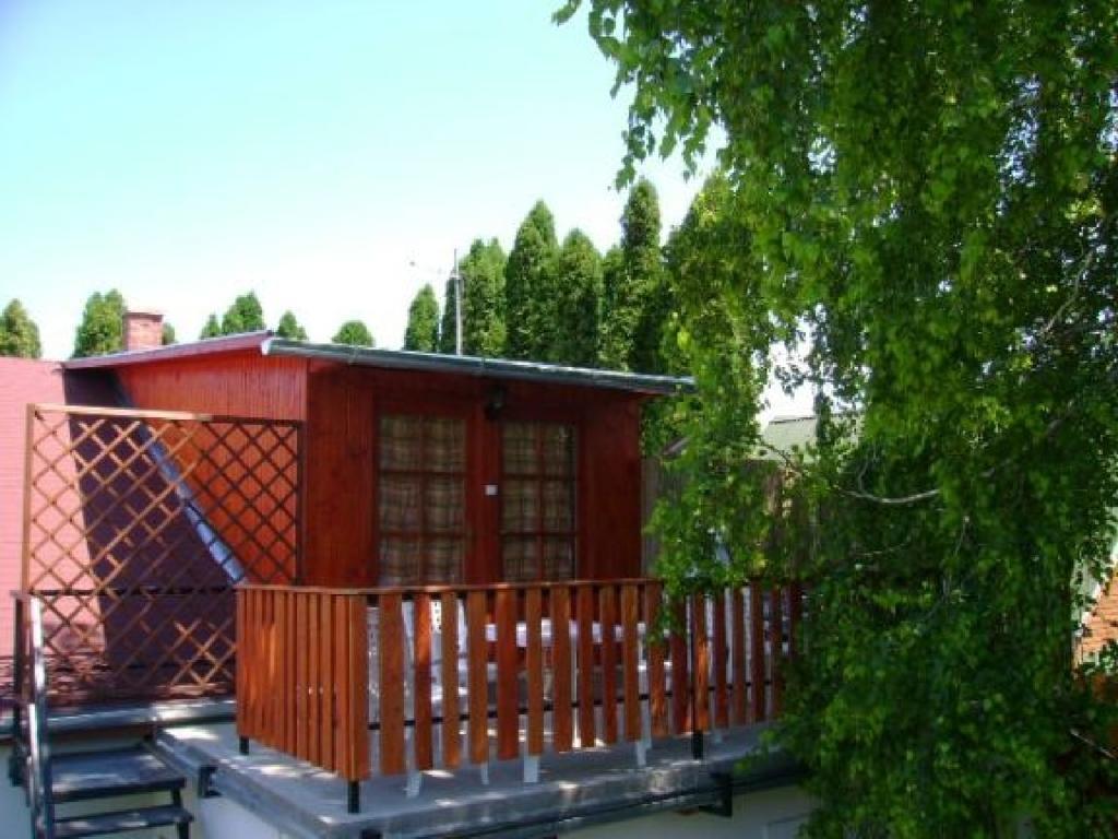 שיופוק Almos Apartman מראה חיצוני תמונה