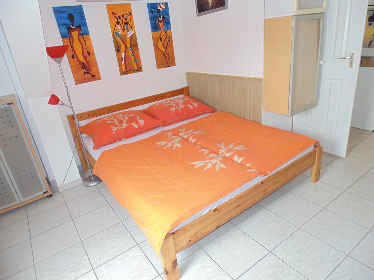 שיופוק Almos Apartman מראה חיצוני תמונה